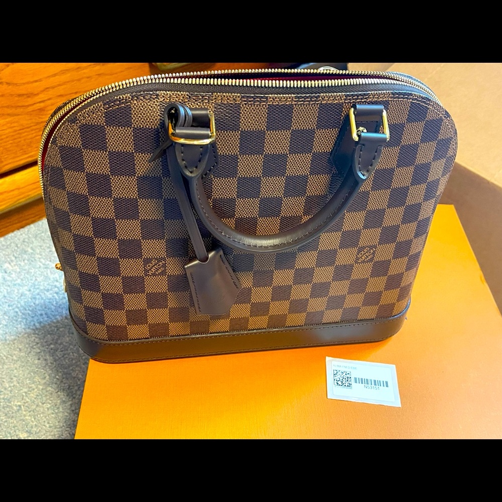 Authentic Louis Vuitton Alma PM